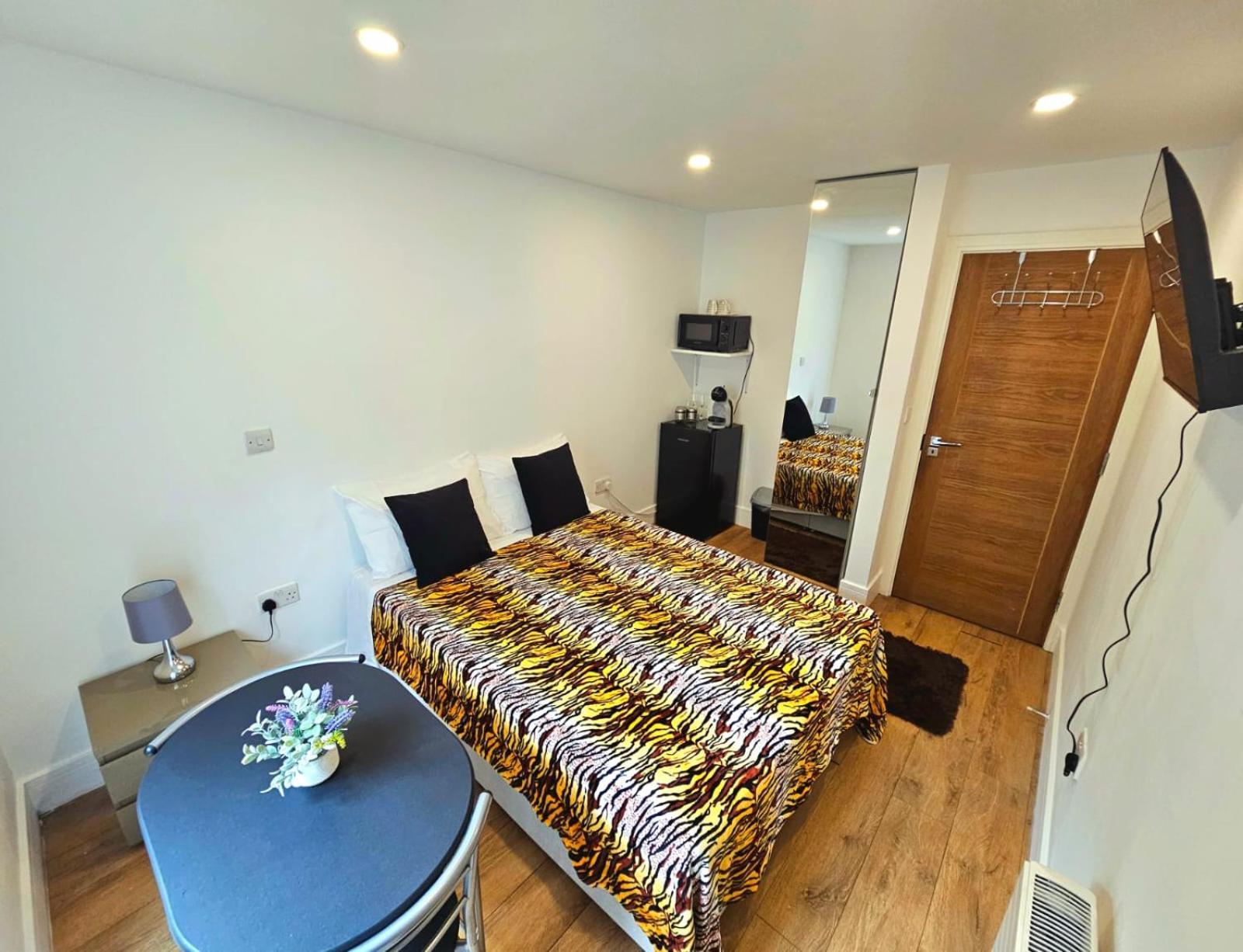Oliver Double Room لندن المظهر الخارجي الصورة